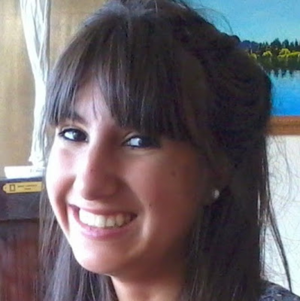 Meet your Posher, Gabriela lilen